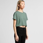 Stylish Form-fitting Crop Tee